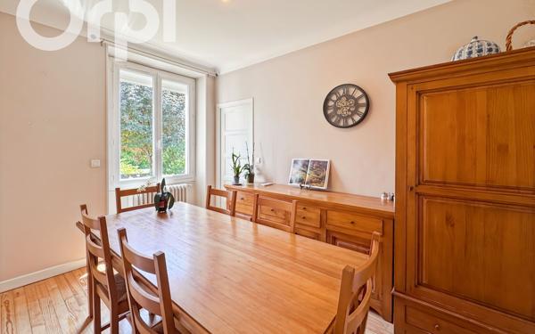 Maison à vendre    7 pièces •  Aubenas