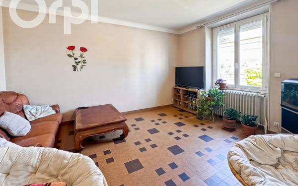 Maison à vendre    7 pièces •  Aubenas