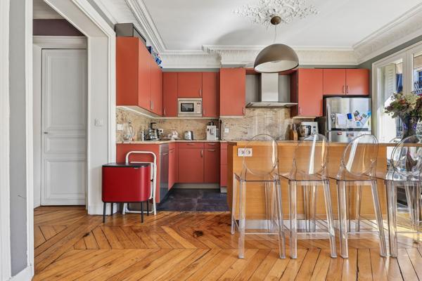Vente Appartement de luxe Paris 7 6 Pièces 160.84 m²