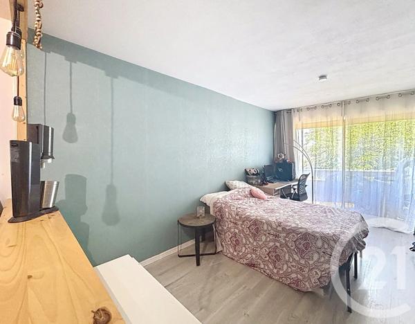 Appartement Studio à vendre  1 pièce - 24,96 m 2   GRADIGNAN  - 33