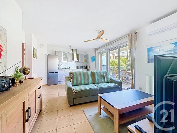 Appartement F2 à vendre  2 pièces - 44,78 m 2   TRETS  - 13