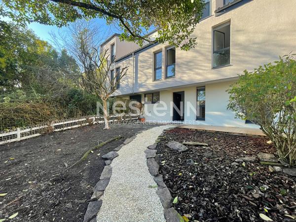 Secteur BORDEAUX Gallieni Maison d'environ 94 m2 avec jardin privatif et stationnement