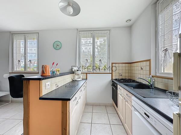 Sennecey-le-Grand (71240) Charmante maison avec gîte indépendant à Sennecey-le-Grand : Calme, Potentiel et Revenu