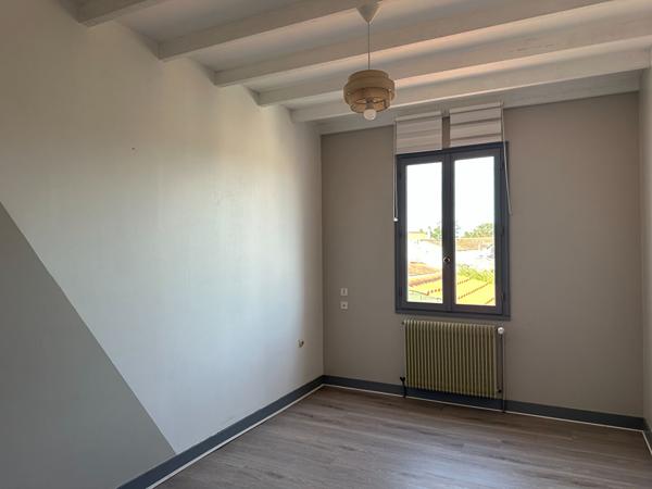 Grande maison familiale de 193.96 m2 avec piscine à Rochefort