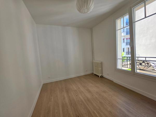 Appartement à vendre 2 pièces PARIS 15EME ARRONDISSEMENT - quartier Saint Lambert