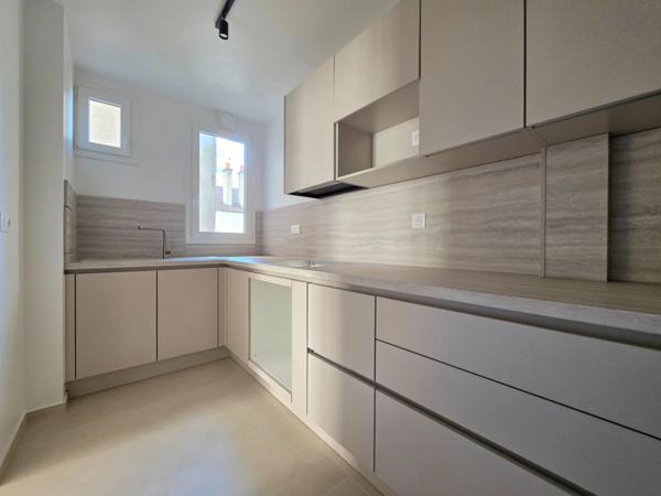 Appartement à vendre 2 pièces PARIS 15EME ARRONDISSEMENT - quartier Saint Lambert