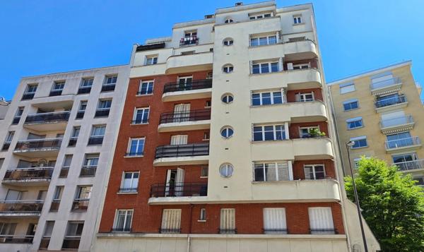 Appartement à vendre 2 pièces PARIS 15EME ARRONDISSEMENT - quartier Saint Lambert