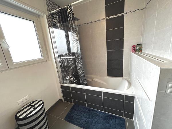 TRES BEL APPARTEMENT F3