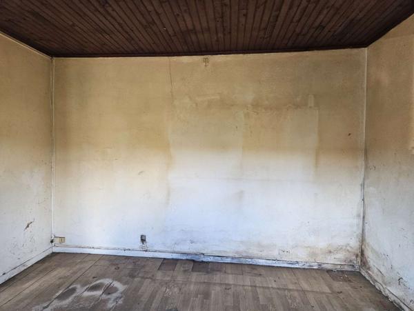 Saint-Pierre-de-Buzet (47160) EXCLUSIVITÉ SAINT PIERRE DE BUZET (47) - MAISON PLAIN-PIED - 45M² - 3 PIÈCES - 1 CHAMBRE - 1 BUREAU - GARAGE