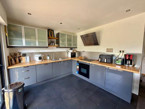 Maison à vendre 6 pièces  (56)