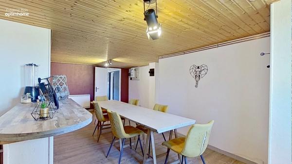 Maison familiale rénovée – 5 chambres – Jardin avec plan d’eau – Secteur Vonnas