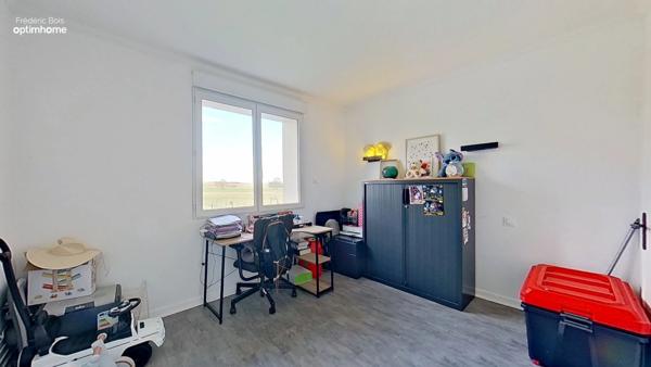 Maison familiale rénovée – 5 chambres – Jardin avec plan d’eau – Secteur Vonnas