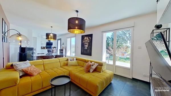 Maison familiale rénovée – 5 chambres – Jardin avec plan d’eau – Secteur Vonnas