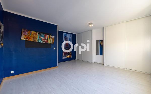 Maison à vendre    5 pièces • 180 m2 Meurchin