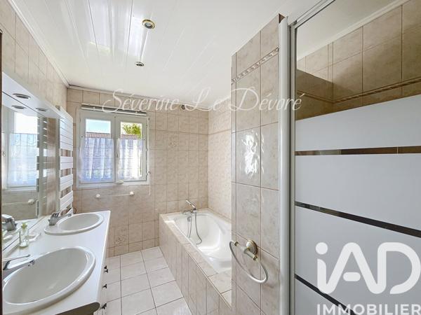 Maison à vendre 10 pièces 165 m² Saint-Prix