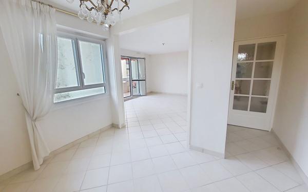 Appartement à vendre    6 pièces • 116,07 m2 Joué-lès-Tours