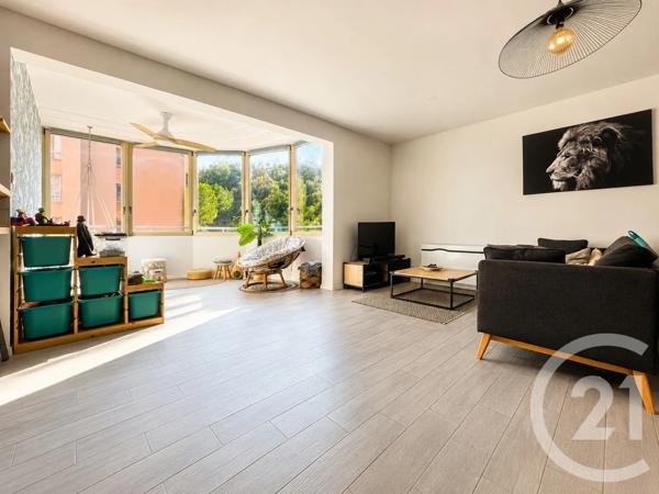 Appartement F3 à vendre  3 pièces - 78,53 m 2   ST LAURENT DU VAR  - 06