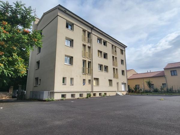 À vendre : Immeuble de rapport à Vic-le-Comte Idéal Investisseur - Vic le comte
