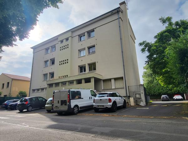 À vendre : Immeuble de rapport à Vic-le-Comte Idéal Investisseur - Vic le comte