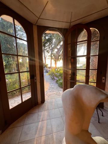 Propriete
                                                                                                                                                                                                                                                                                                                        4 pièce(s)                                                                                                                                                                                                          3 chambre(s)                                                                                                                                                                                                          143  m²