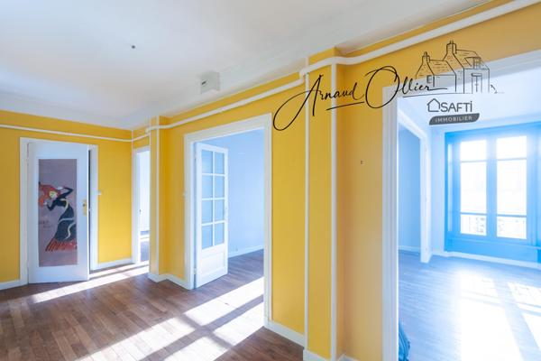 Appartement T4 – 112 m² – Ascenseur – Garage – Cœur de Brest