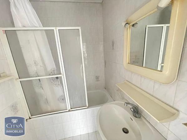 Appartement à louer 2 pièces 32m² Pau (64000)