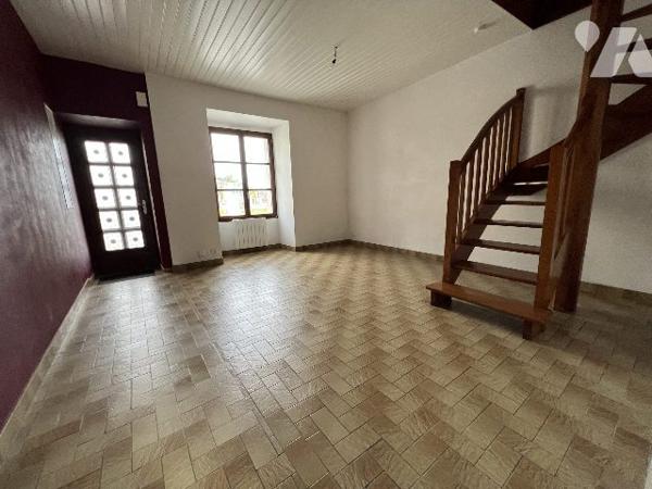 MAISON D'HABITATION A VENDRE