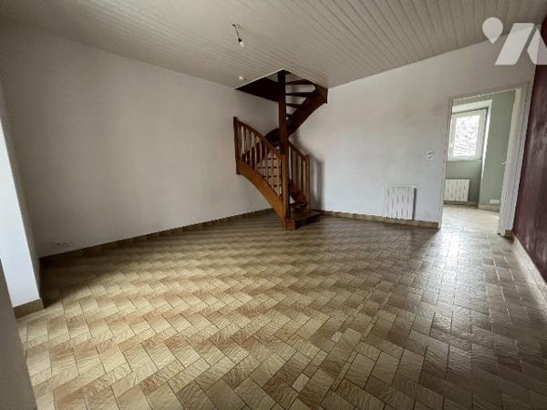 MAISON D'HABITATION A VENDRE