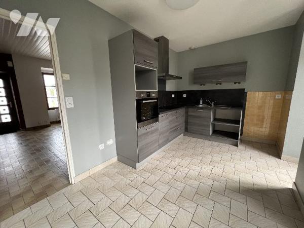 MAISON D'HABITATION A VENDRE