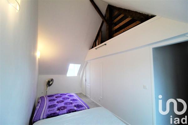 Maison de ville 5 pièces de 106 m² à Saint-James (50240)