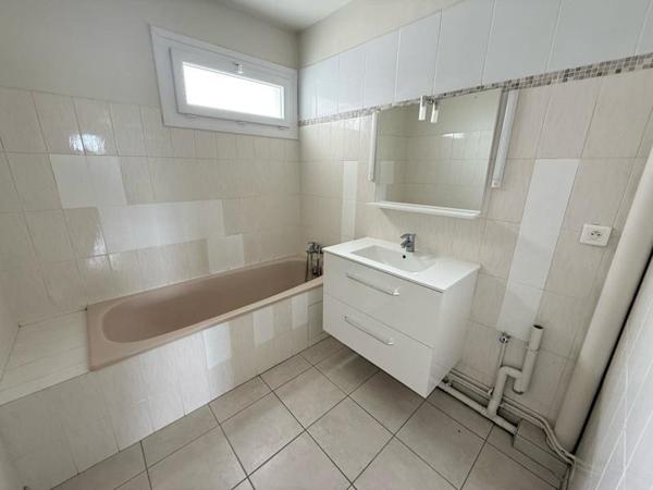 Appartement à louer |  Châteauroux |  2 pièces | 61 m²