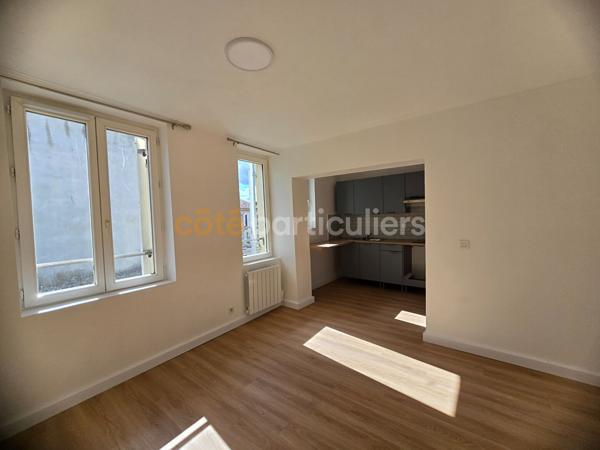 Location
                Appartement30,3 m² - 2 Pièces -
                    AGEN (47000)