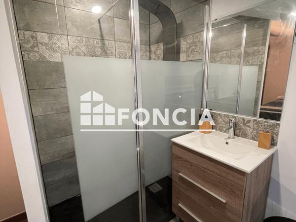 Location Studio meublé 29.75 m² - 39 RUE AUGUSTE MOUTIN Salon De Provence 13300