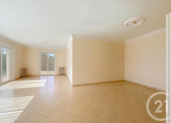 Maison à vendre  4 pièces - 135 m 2   CINTEGABELLE  - 31