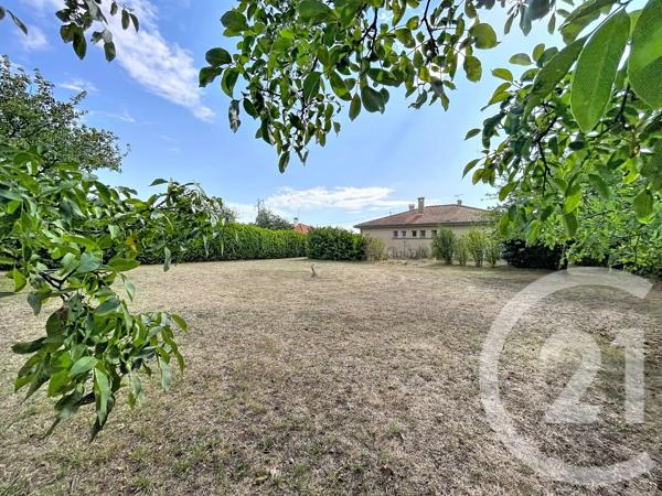 Maison à vendre  4 pièces - 135 m 2   CINTEGABELLE  - 31