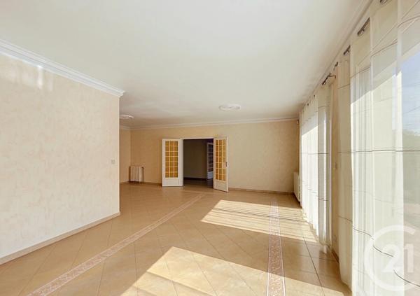 Maison à vendre  4 pièces - 135 m 2   CINTEGABELLE  - 31
