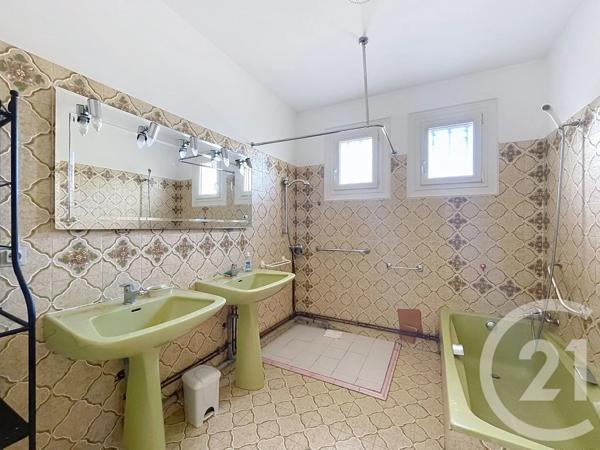 Maison à vendre  4 pièces - 135 m 2   CINTEGABELLE  - 31