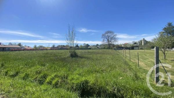 Terrain à vendre  1352 m 2   GALAN  - 65