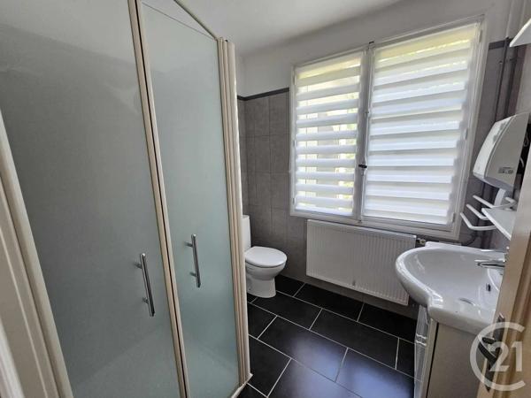 Maison à vendre  7 pièces - 146,93 m 2   SARRANCOLIN  - 65