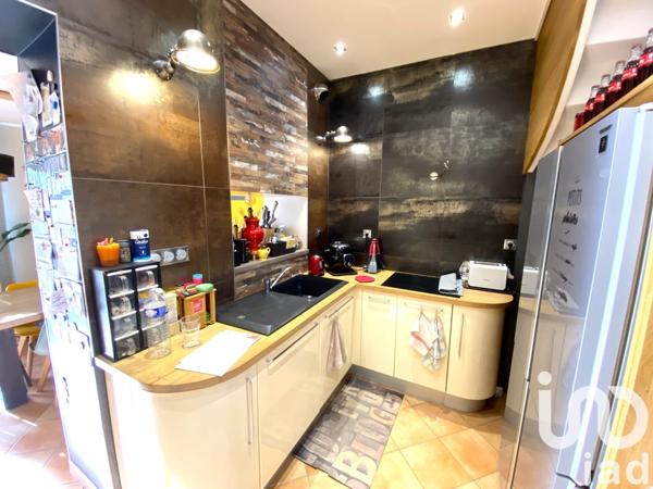 Maison de ville 5 pièces de 95 m² à Saint-Léger-du-Bourg-Denis (76160)