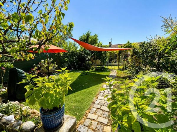 Maison à vendre  6 pièces - 157 m 2   ST GELY DU FESC  - 34
