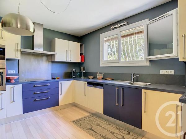 Maison à vendre  6 pièces - 157 m 2   ST GELY DU FESC  - 34
