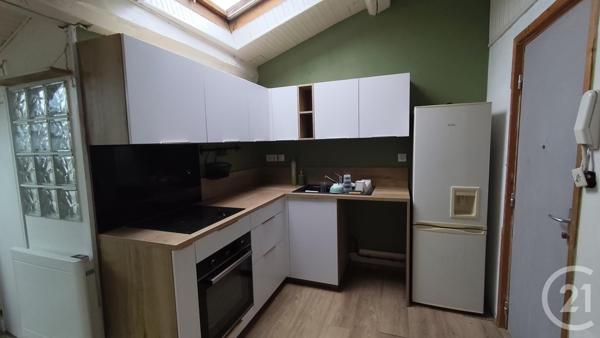 Appartement F1 Bis à vendre  2 pièces - 32,70 m2 SAINTES - 17