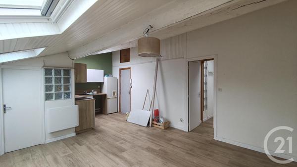 Appartement F1 Bis à vendre  2 pièces - 32,70 m2 SAINTES - 17