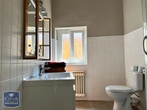 Appartement à louer 3 pièces 91m²