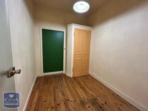 Appartement à louer 3 pièces 91m²