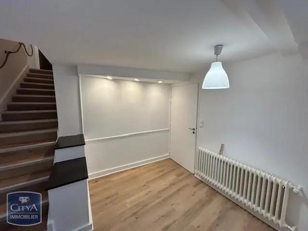 Appartement à louer 3 pièces 91m²