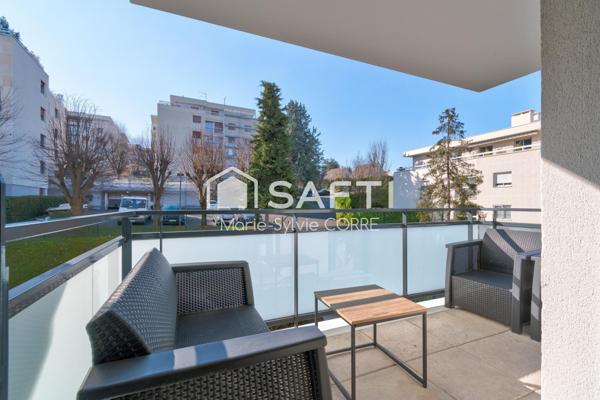 immeuble 2020, beau T3 ensoleillé avec s a terrasse