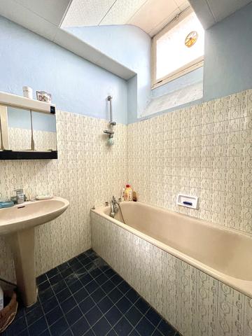 Tonnay-Boutonne (17380) Immeuble bourgeois centre-bourg