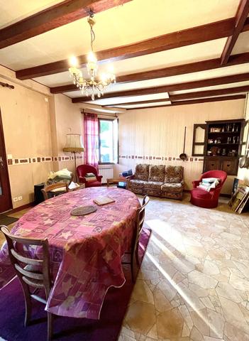 Tonnay-Boutonne (17380) Immeuble bourgeois centre-bourg